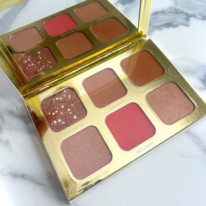 True + Luscious Lucky Glow Bronze & Highlight Palette Vol.#II